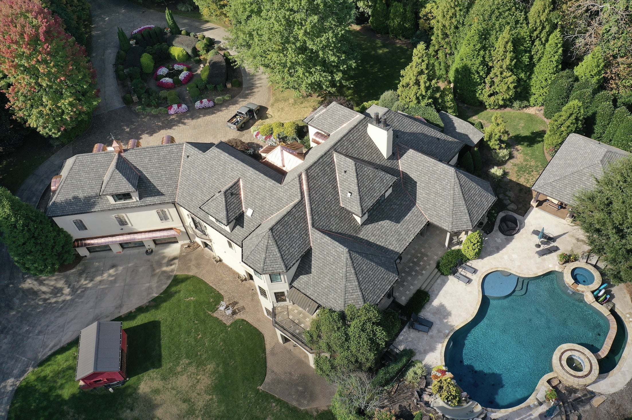 Experienced roofing company near me specializing in full asphalt shingle roof installations in Hickory NC